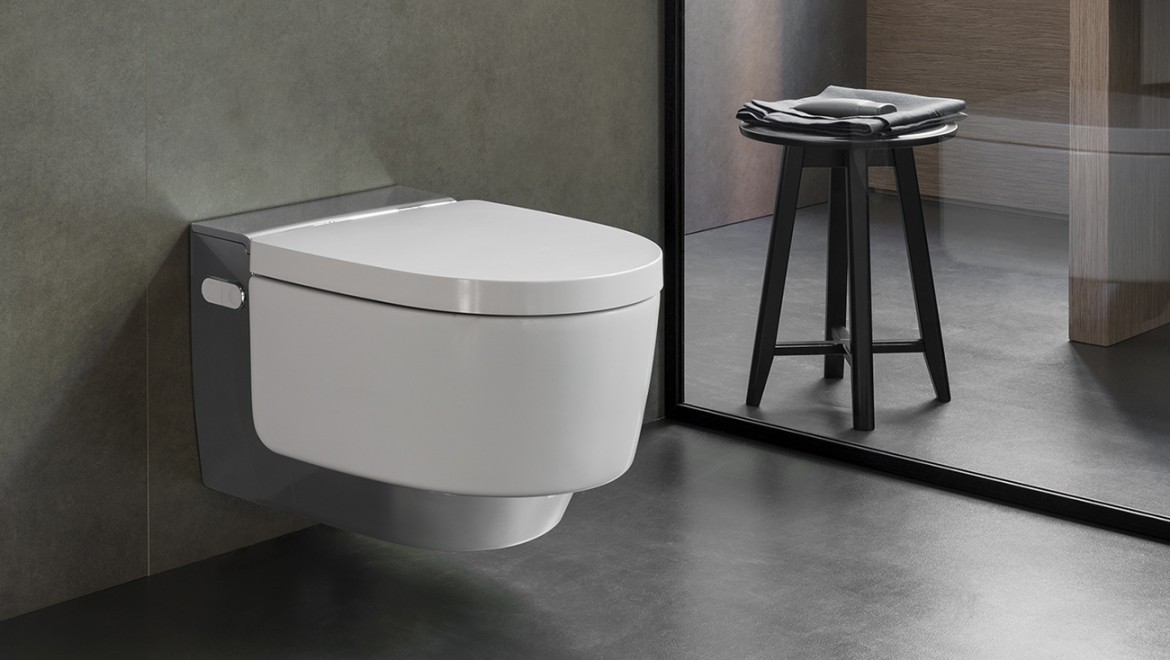 Geberit AquaClean Mera tuš WC sa vrhunskim komfor funkcijama (© Geberit)