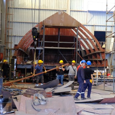 Brodogradilište ADA Iachting u Bodrumu je košnica aktivnosti. Izgradnja jahte zahteva brojne kvalifikovane radnike i traje dobre dve godine.(© Serkan Ali Çiftçi)